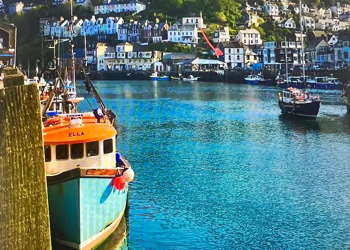 4 Quay View, Looe